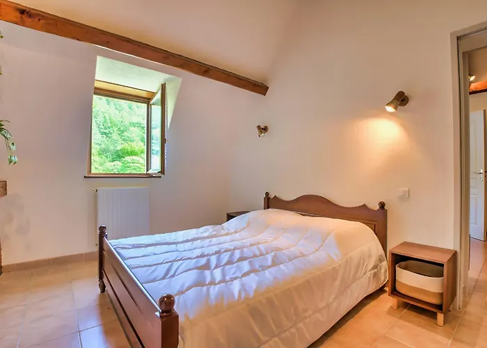 Moulin * Rouffignac Saint-Cernin